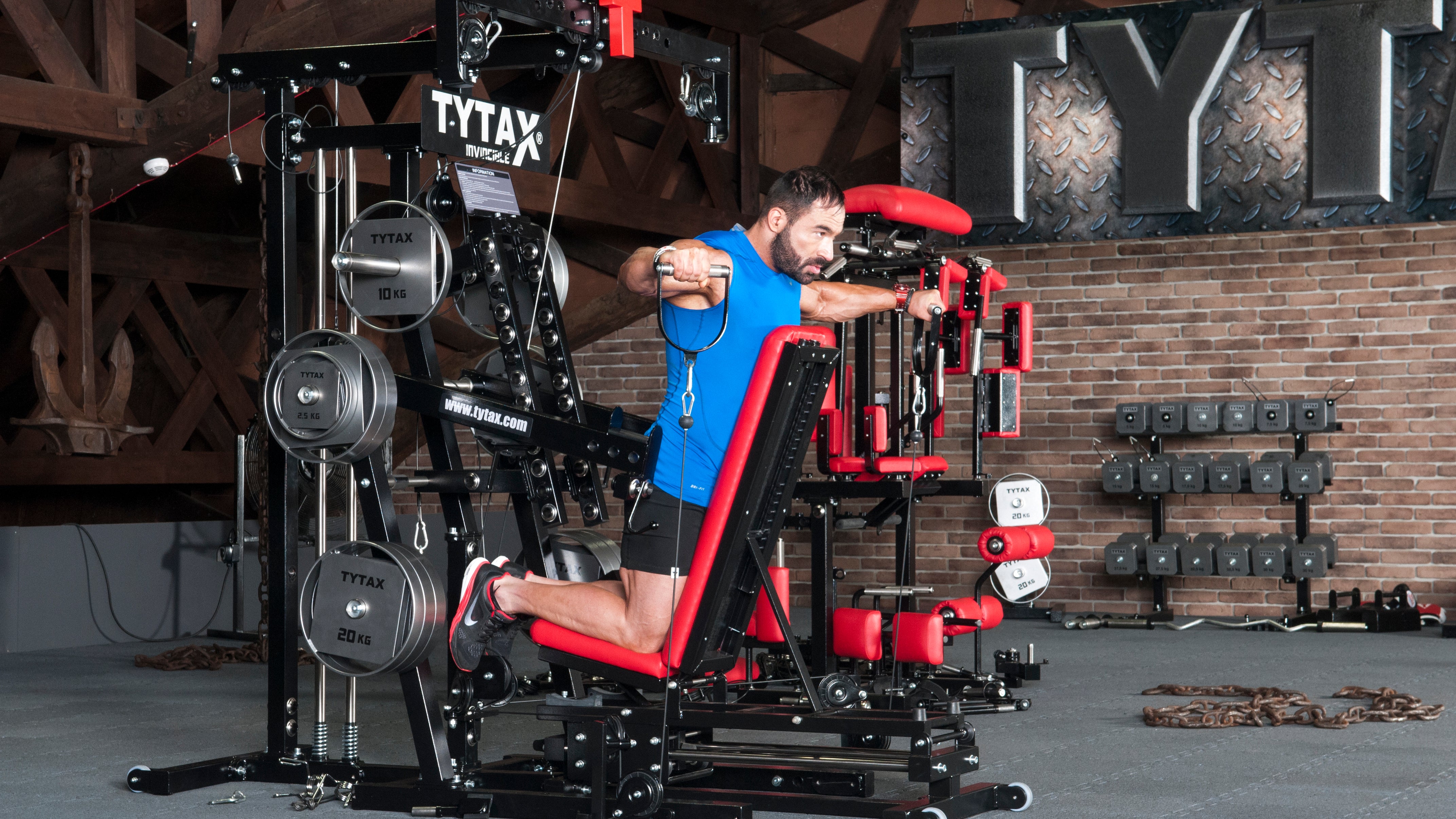 Seitheben knieend am Kabelzug