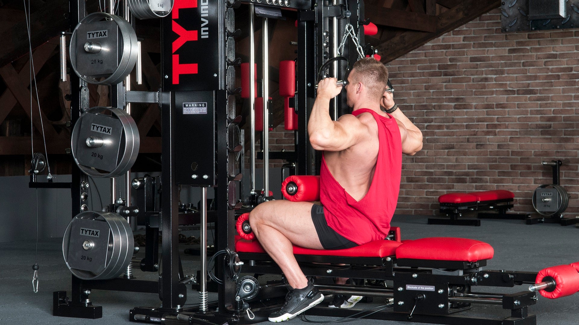 Cable Close-Grip Pulldown (Stirrups)