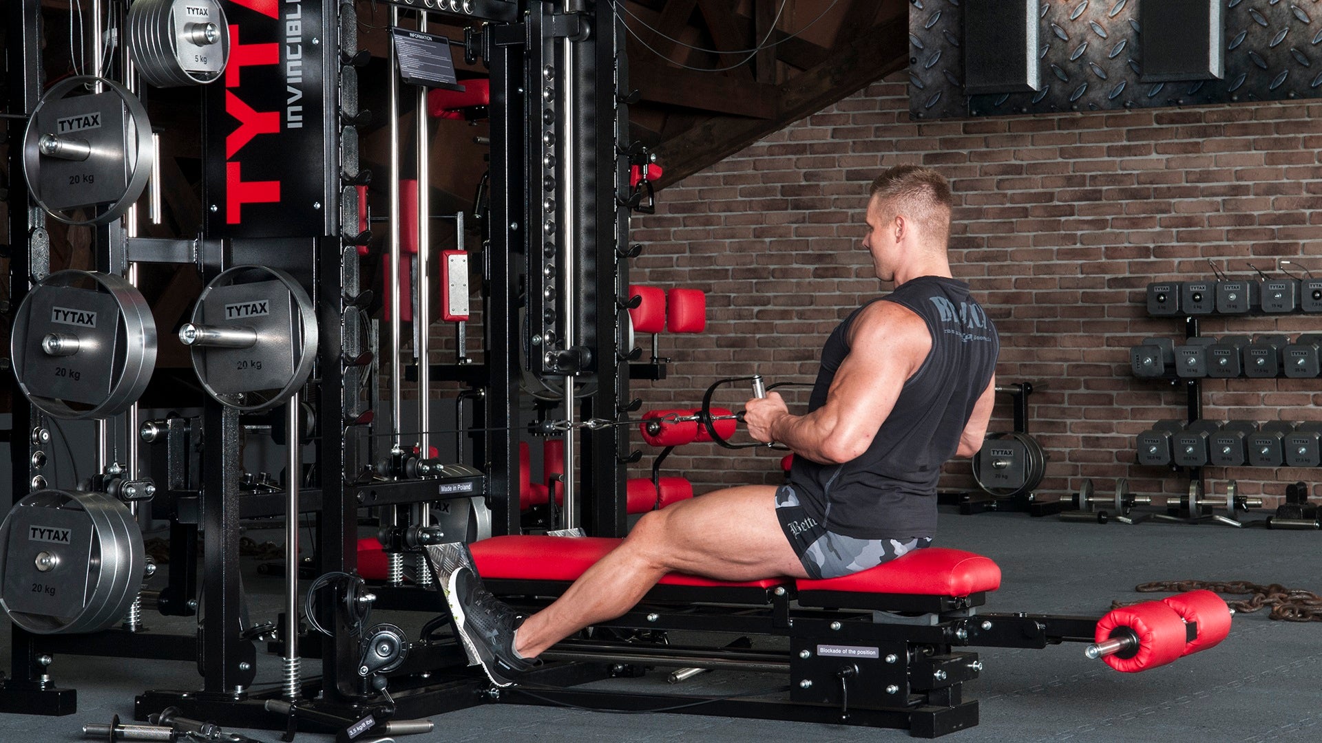 Kabelzug-Rudern sitzend