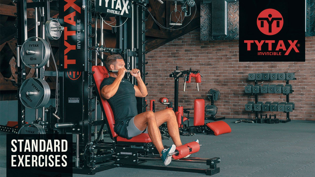 Seated Smith Hammer Close-Grip Front Lat Pulldown