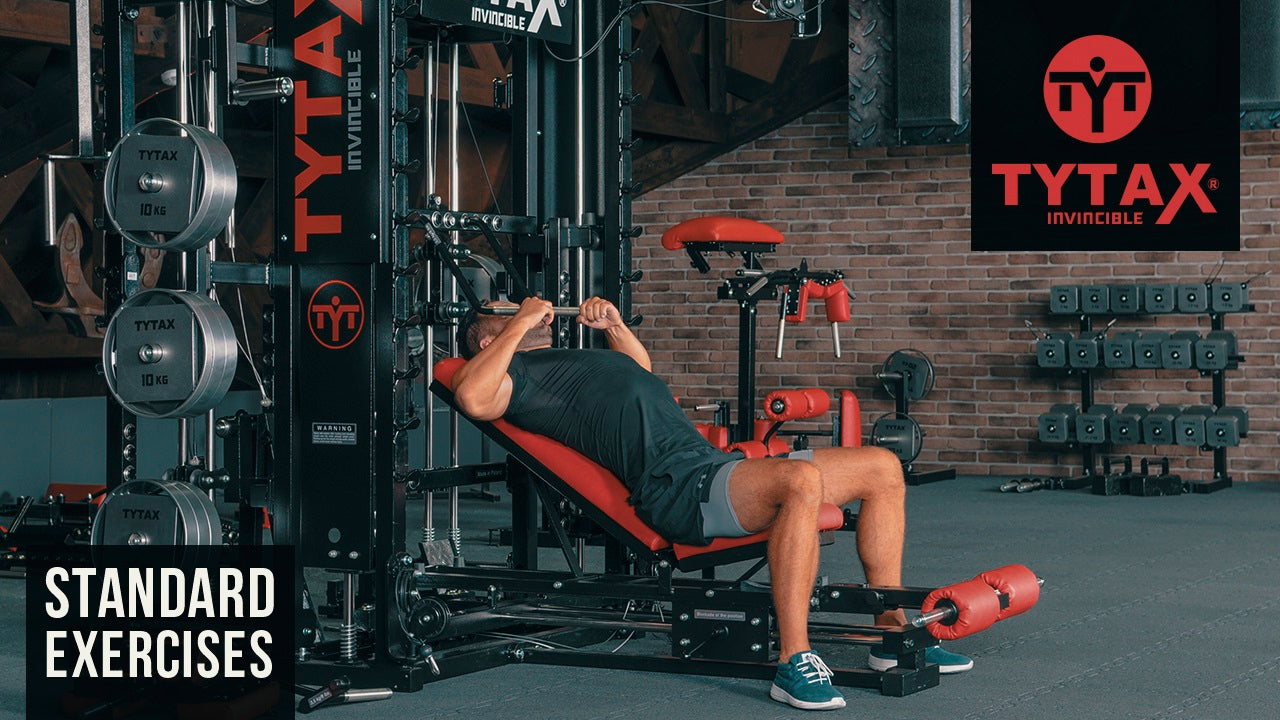 Incline Hammer Close-Grip Pulldown