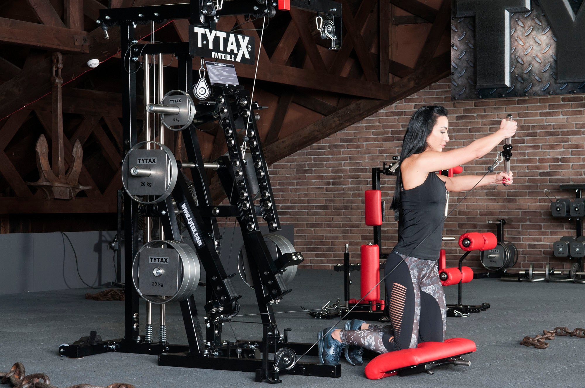 Kneeling Cable Twist (Down-Up)