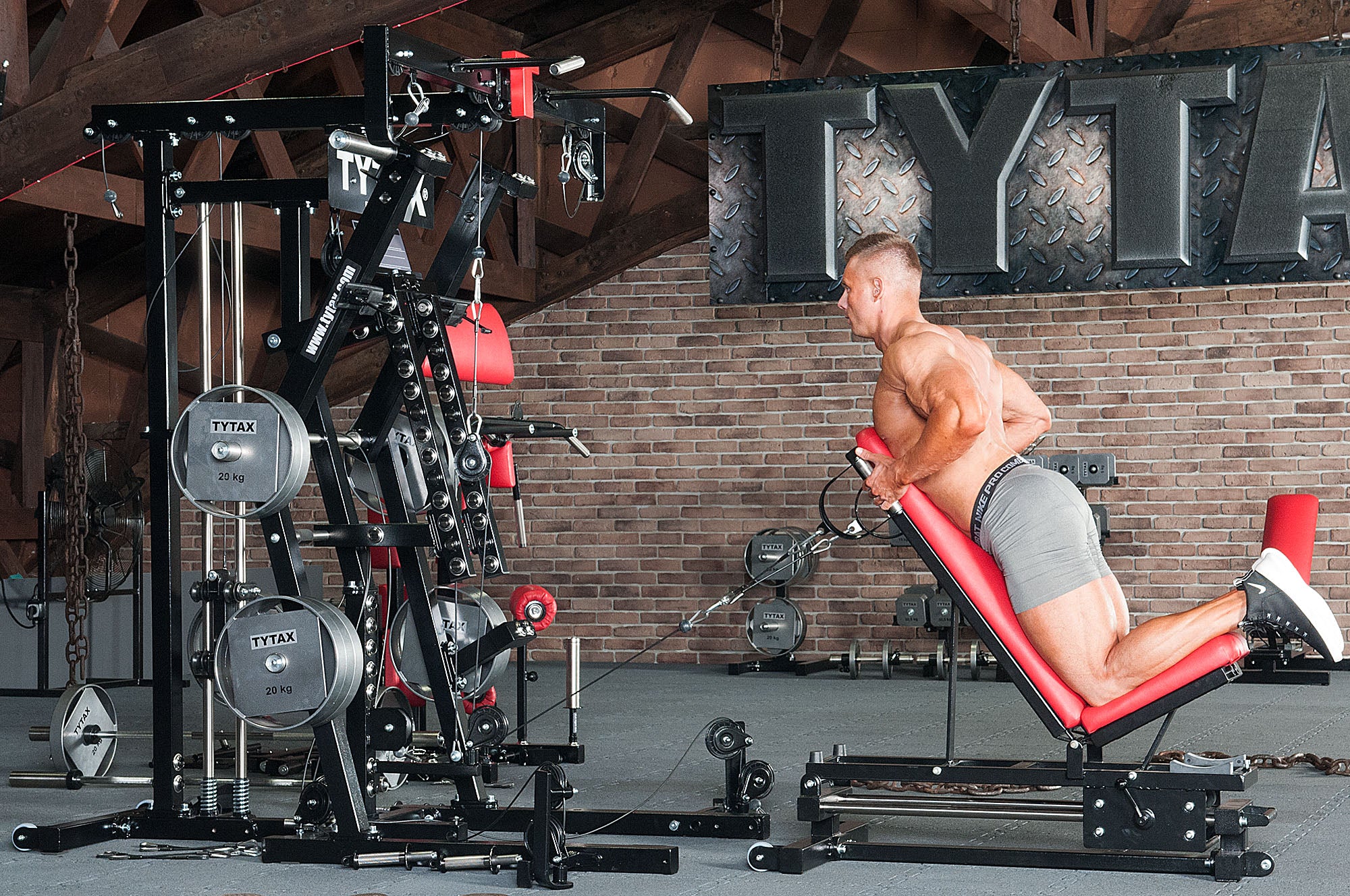 Kabelzugrudern mit Steigbügel