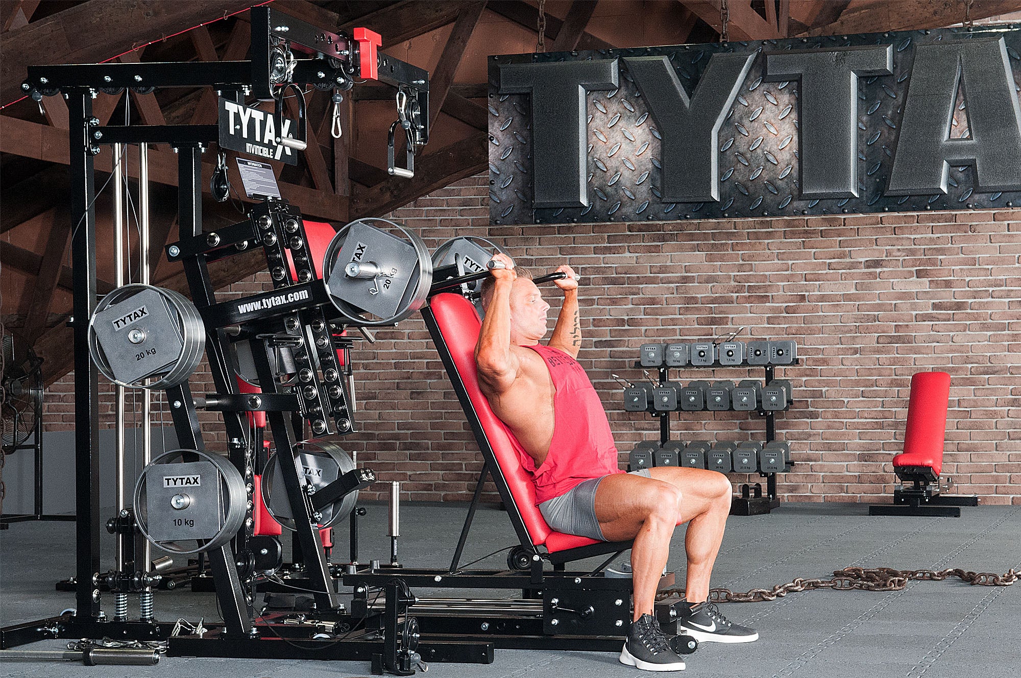 Übungsarm Schulterdrücken