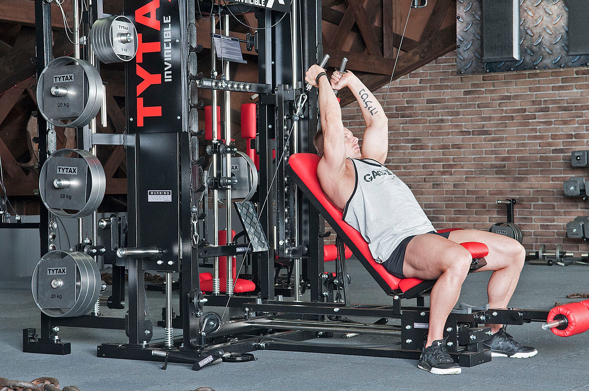 Kabelzug-Trizepsstrecker überkopf