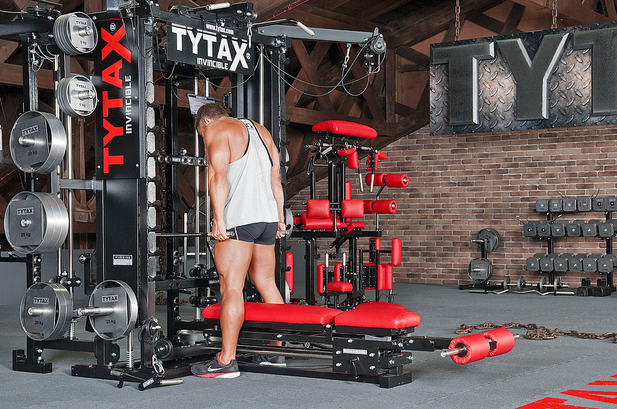 Schulterheben Multipresse