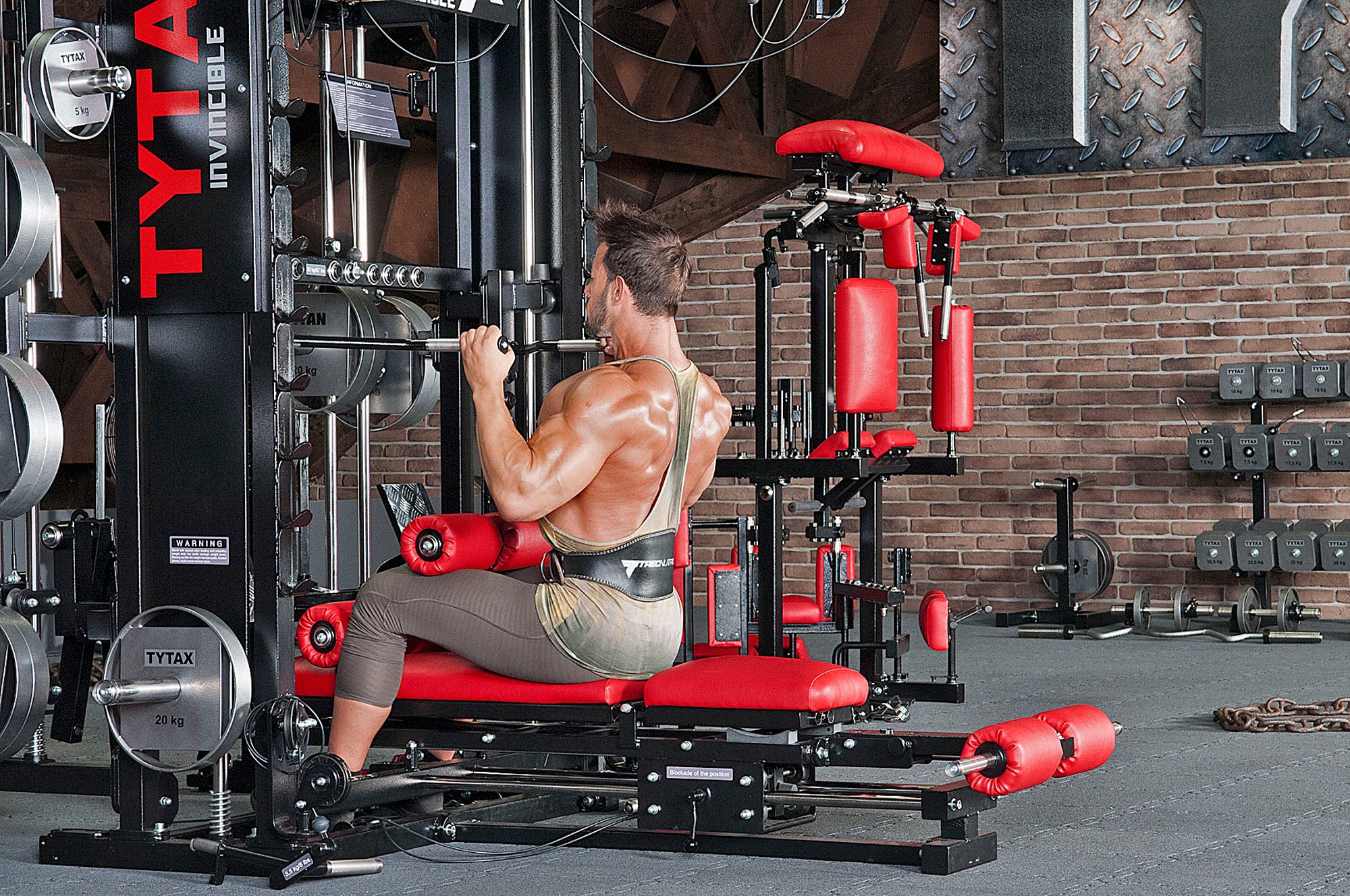 Latzug Multipresse Front