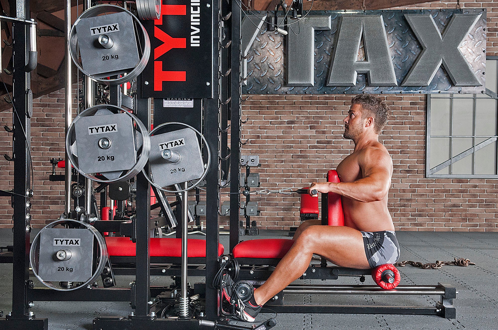 Rudern mit Trainingspad sitzend