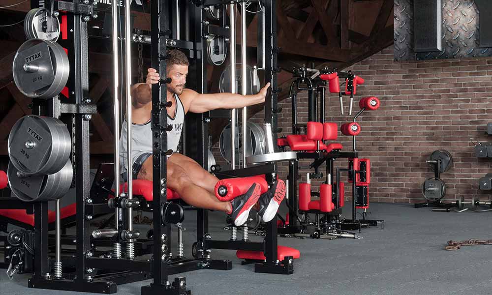 TYTAX T1-X Multi-Gym Kraftstation mit Multipresse, Kabelzug und Power-Rack